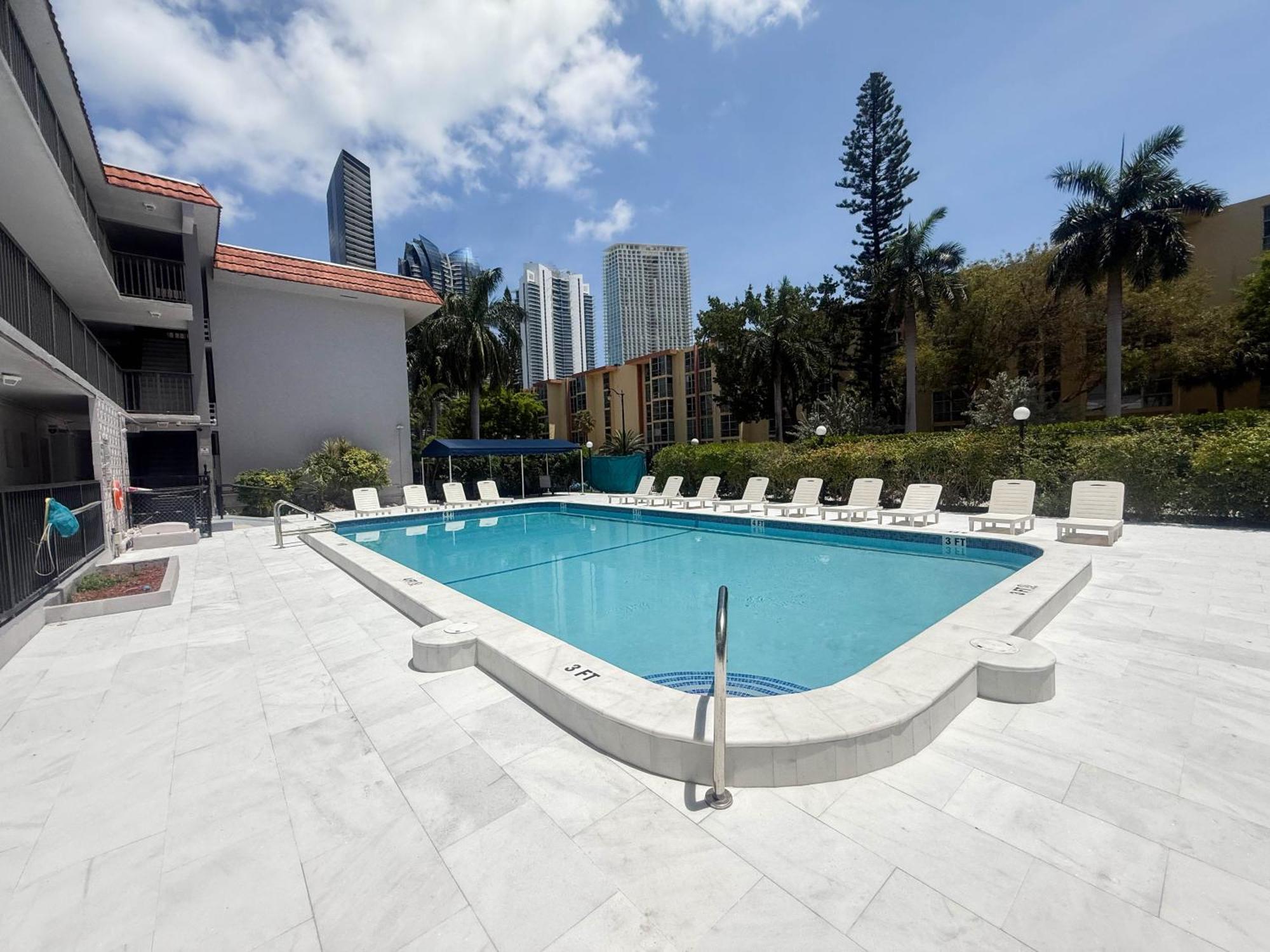 Sunny Isles Apartments By Miarentals Sunny Isles Beach Exteriör bild